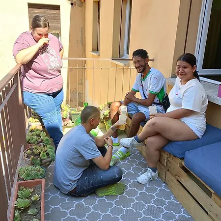 Arci Isola Sociale إيمولا