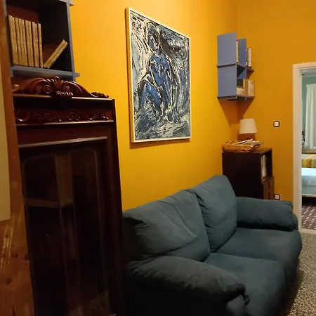 بيت شباب Arci Isola Sociale